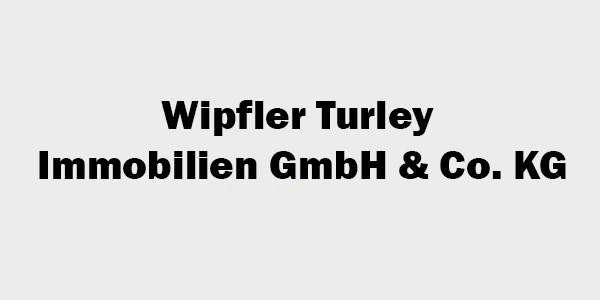 KI-basierte Bildbeschreibung | Der Text lautet: Wipfler Turley Immobilien GmbH & Co. KG in fetten schwarzen Buchstaben auf hellgrauem Hintergrund.